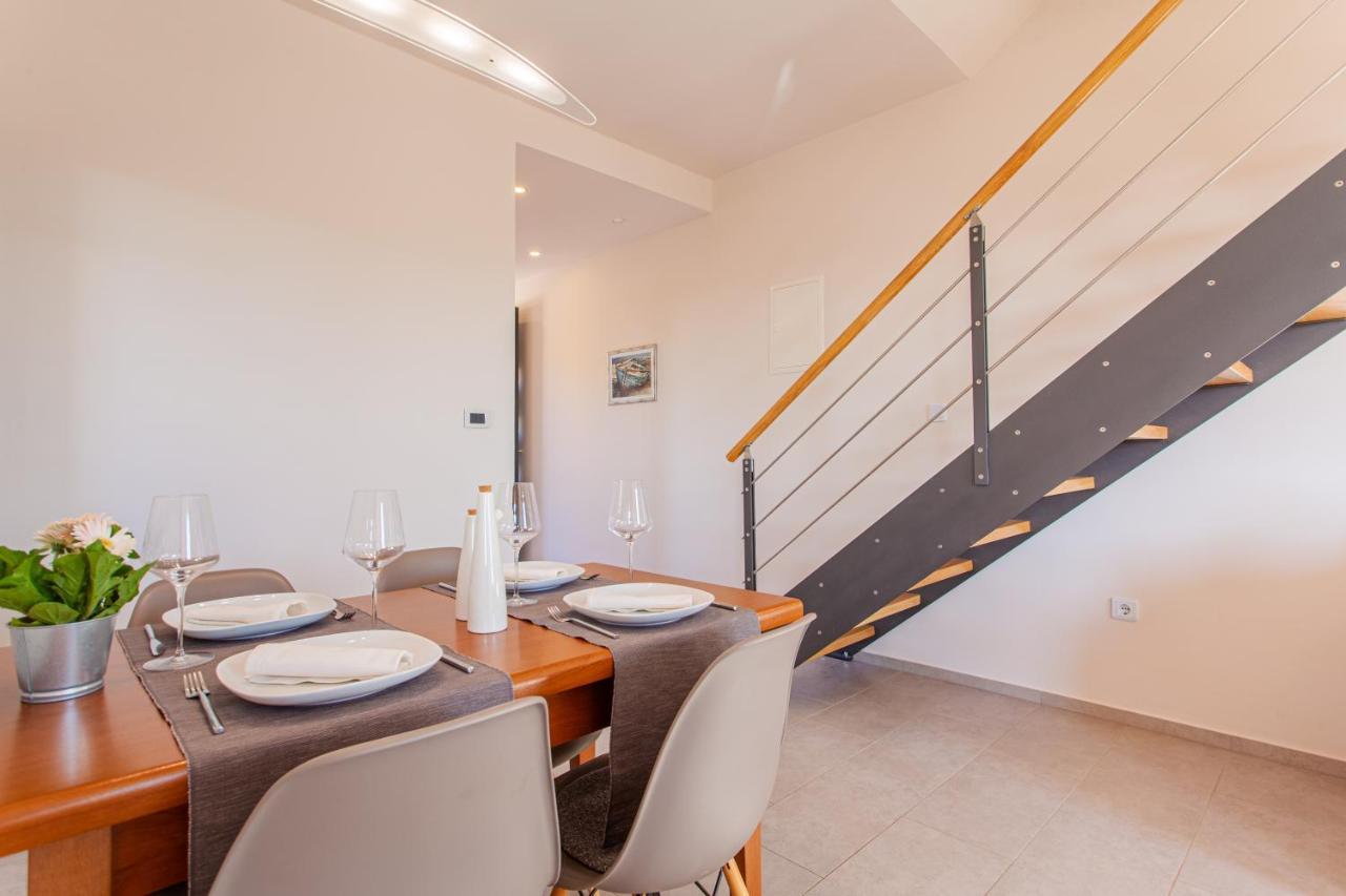 Apartment Leni Cres Luaran gambar